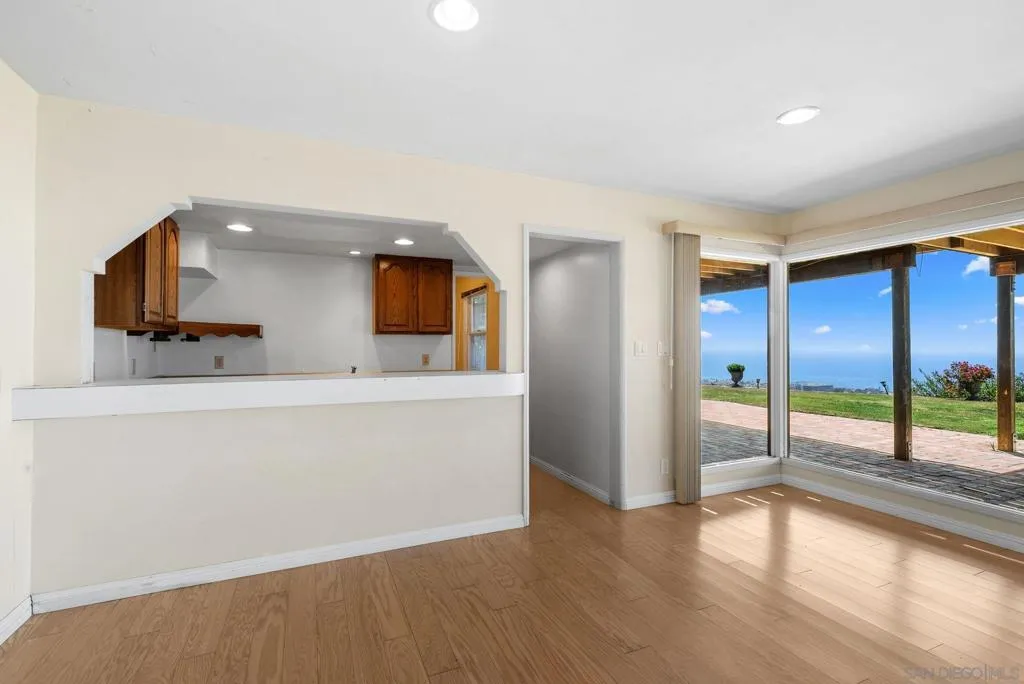 La Jolla, California 92037, United States, 5 Bedrooms Bedrooms, ,5 BathroomsBathrooms,Residential,Active,134030