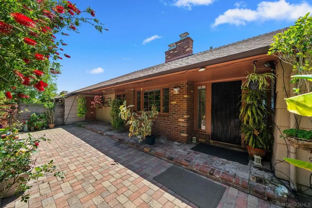 La Jolla, California 92037, United States, 5 Bedrooms Bedrooms, ,5 BathroomsBathrooms,Residential,Active,134030