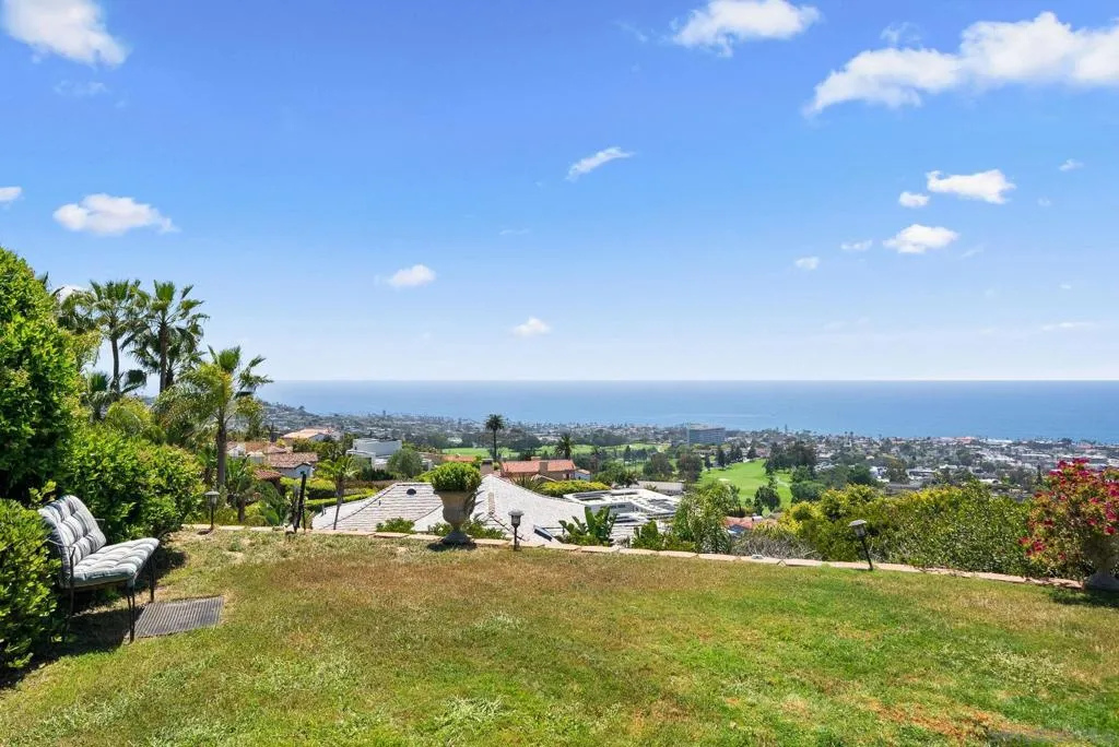 La Jolla, California 92037, United States, 5 Bedrooms Bedrooms, ,5 BathroomsBathrooms,Residential,Active,134030