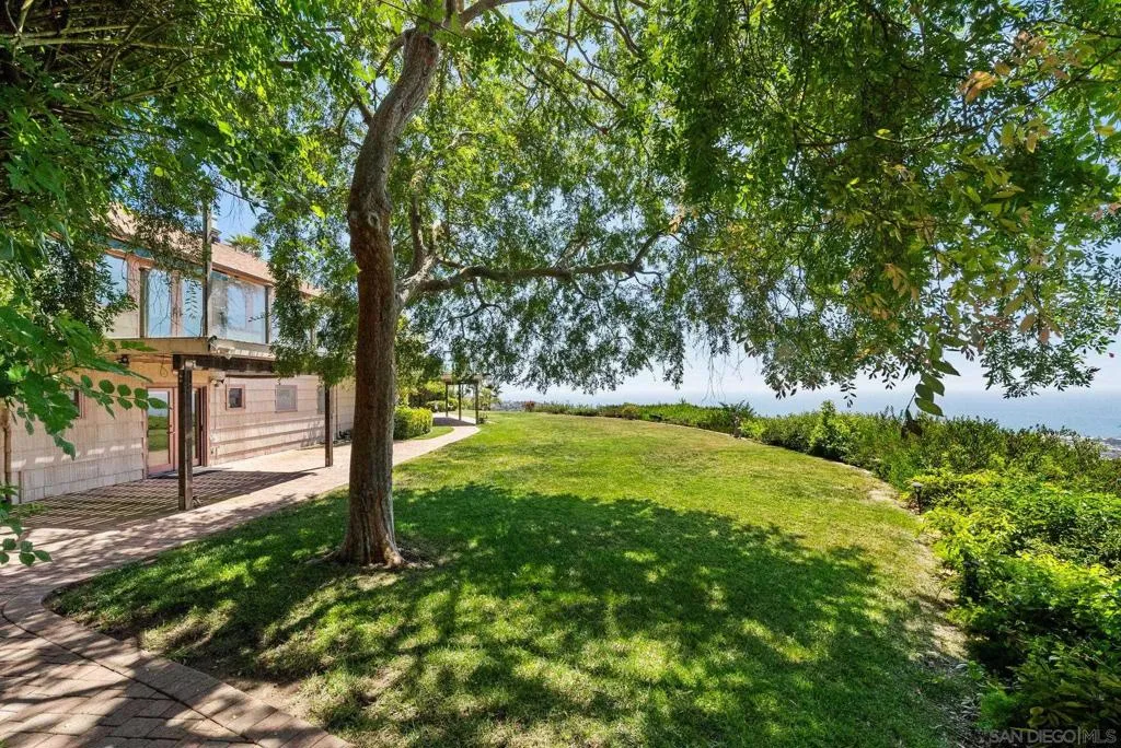 La Jolla, California 92037, United States, 5 Bedrooms Bedrooms, ,5 BathroomsBathrooms,Residential,Active,134030