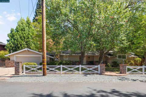 Photo of 1026 Hacienda Dr DR, Walnut Creek, CA 94598 (MLS # 41144857)