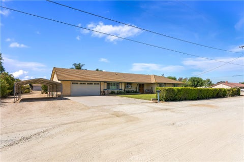 Photo of 27753 Calle De Leon, Romoland, CA 92585 (MLS # SW26194834)