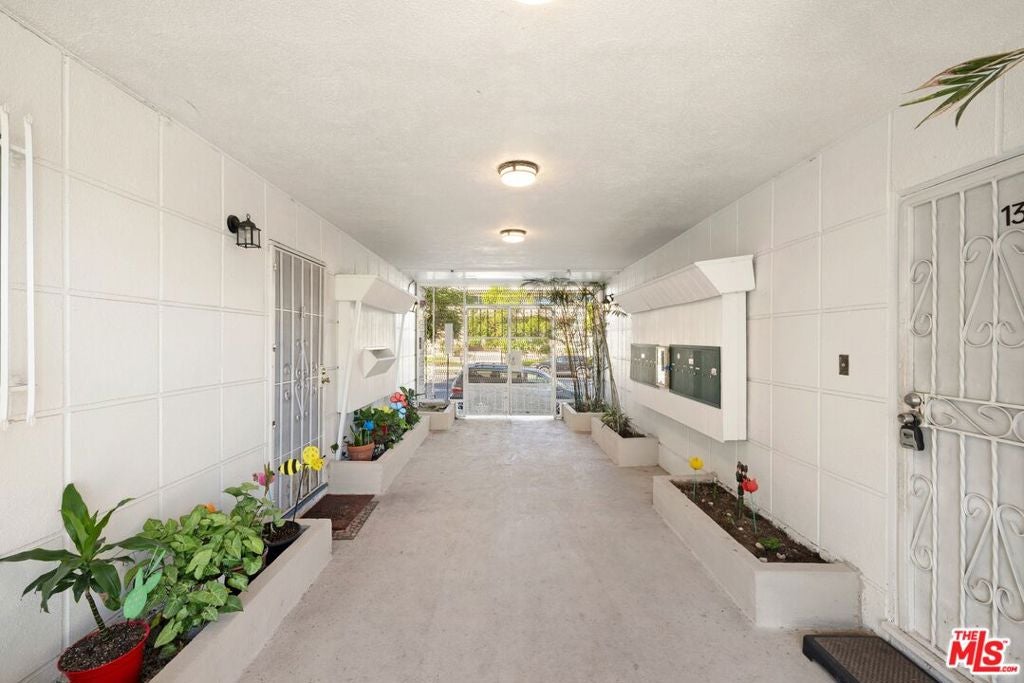 4505 Santa Rosalia Drive