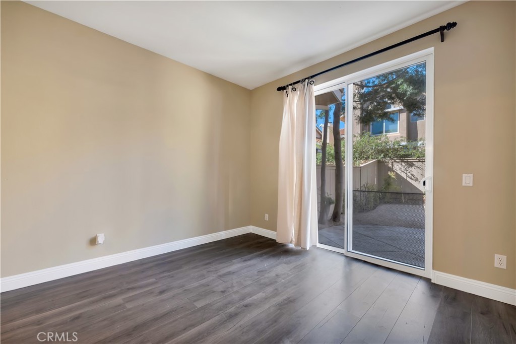 Capri West Oaks (832) - Residential Lease