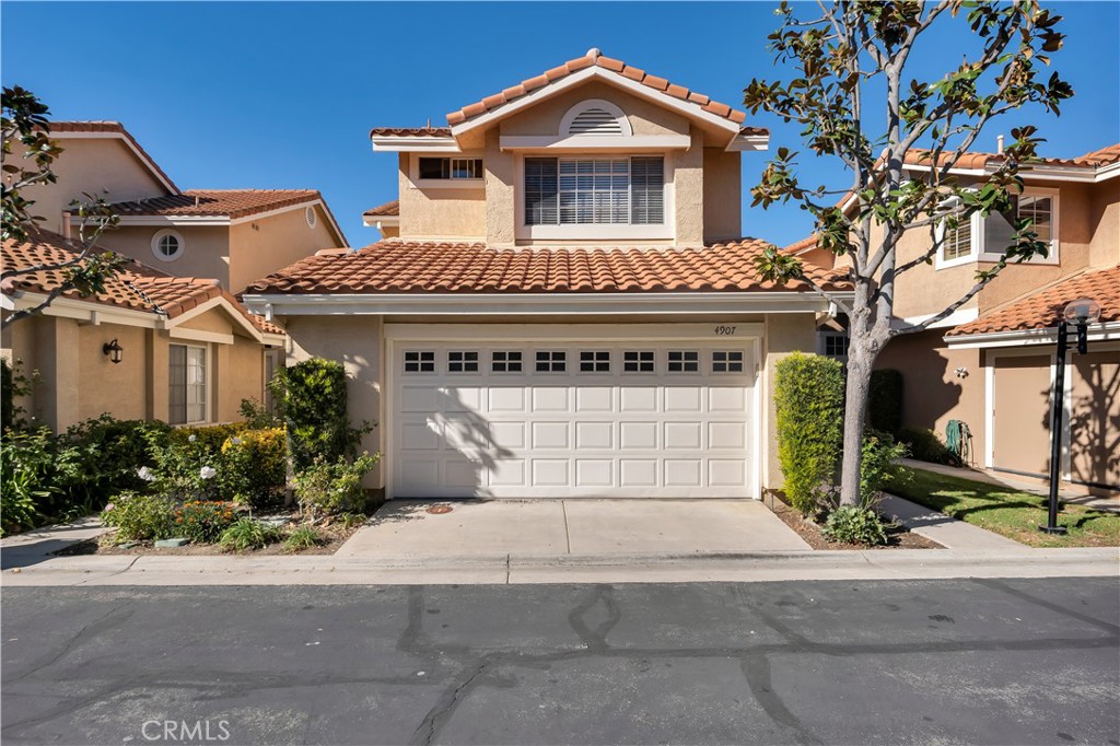 Capri West Oaks (832) - Residential Lease