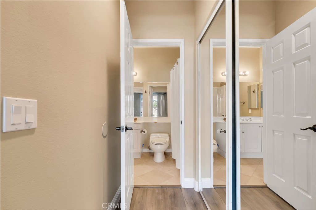 Capri West Oaks (832) - Residential Lease