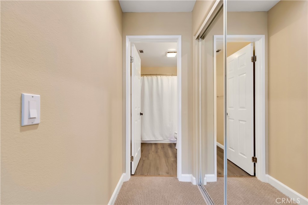 Capri West Oaks (832) - Residential Lease