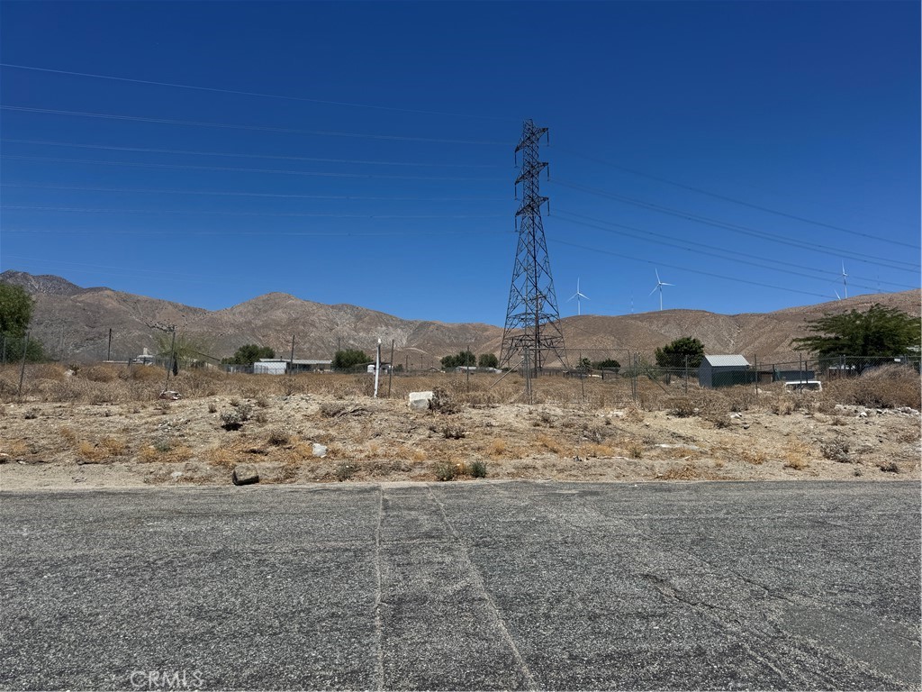 Premium lot located in Whitewater, California, offering stunning mountain views and close proximity to the Morongo Resort. This spacious lot spans over half an acre and is easily accessible right off the highway. Utilities are not currently on the property but are available nearby.