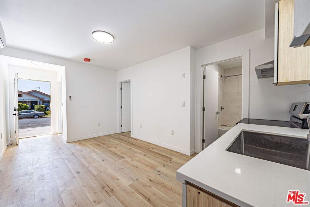 4626 Wall Street