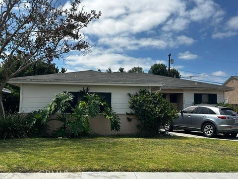 Photo of 3650 E Poppy ST, Long Beach, CA 90805 (MLS # CV26120593)