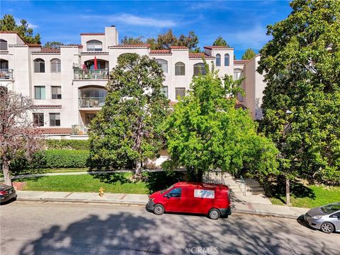 Photo of 4200 Via Arbolada #104, Los Angeles, CA 90042 (MLS # SR26049165)