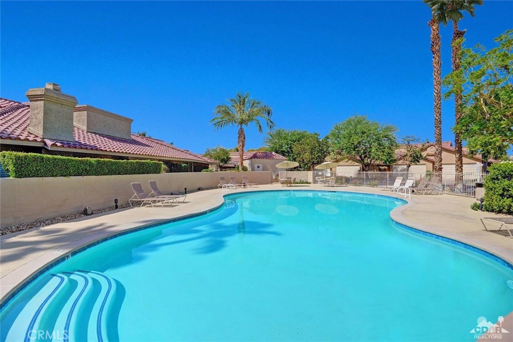 Woodhaven Country Cl - Residential