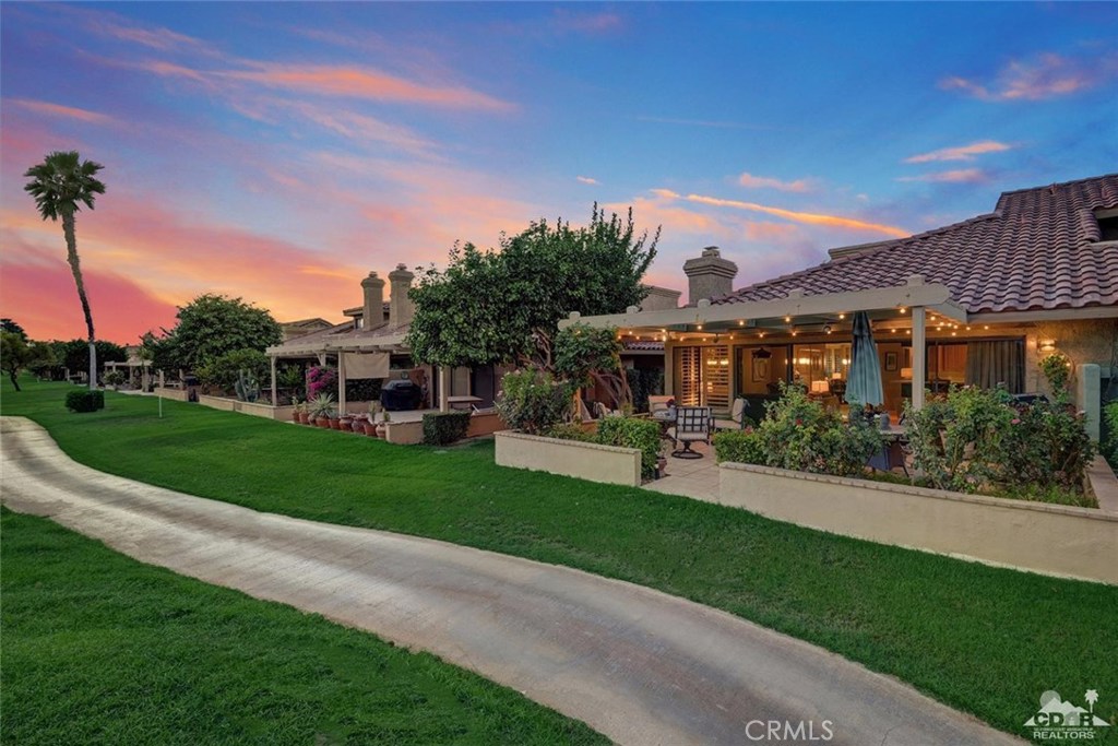 Woodhaven Country Cl - Residential