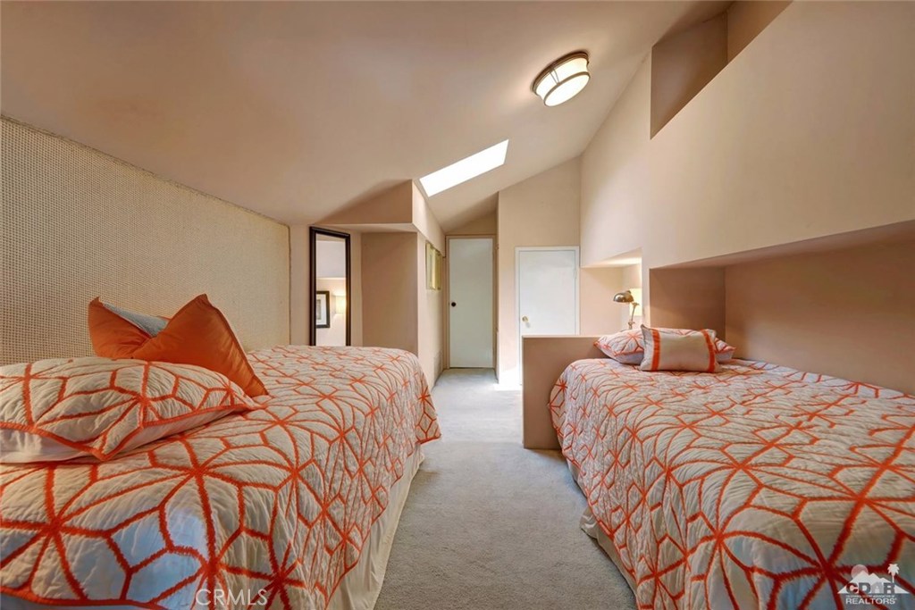 Woodhaven Country Cl - Residential