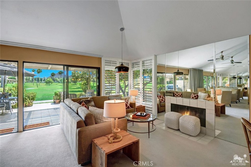 Woodhaven Country Cl - Residential