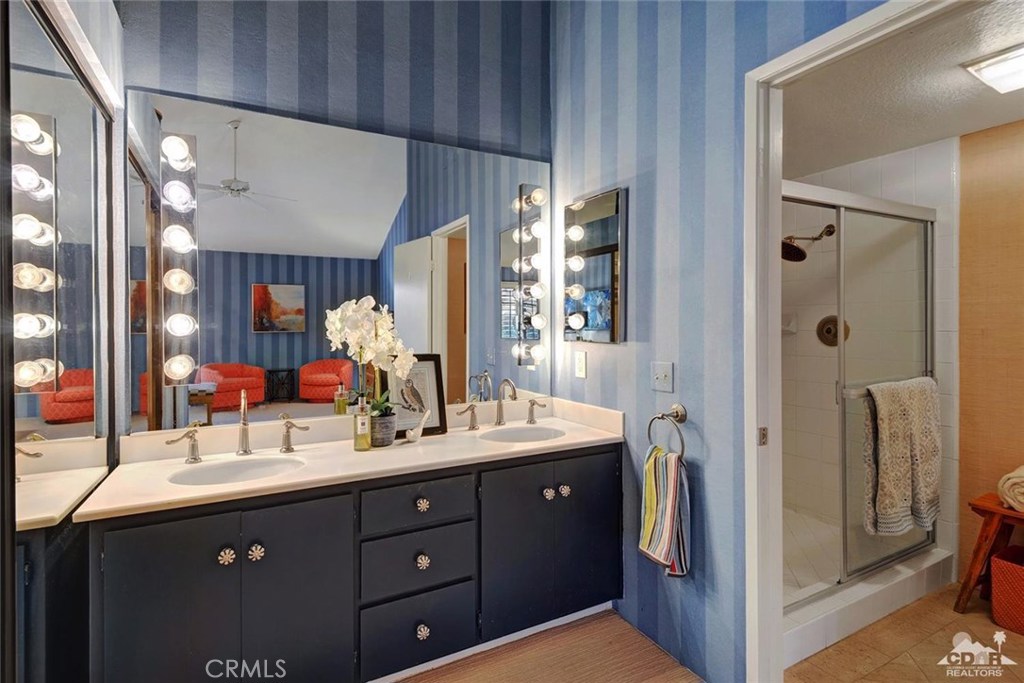 Woodhaven Country Cl - Residential