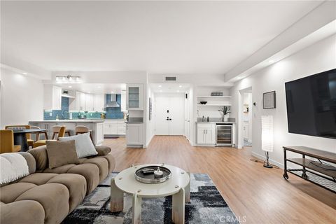 Photo of 321 S San Vicente Boulevard #507, Los Angeles, CA 90048 (MLS # SR25148535) Photo of 321 S San Vicente Boulevard #507, Los Angeles, CA 90048 (MLS # SR25148535)