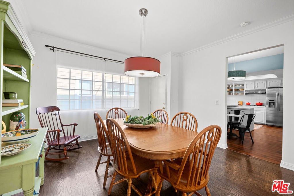 4338 Gentry Avenue Unit 2