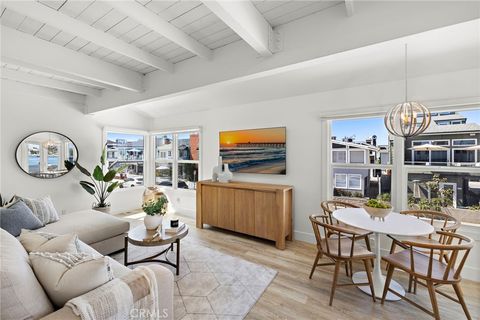 Photo of 207 E Edgewater Avenue #Rear, Newport Beach, CA 92661 (MLS # NP26117037)