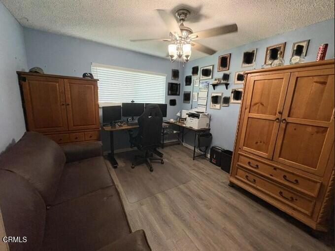 554 W Ave J-11