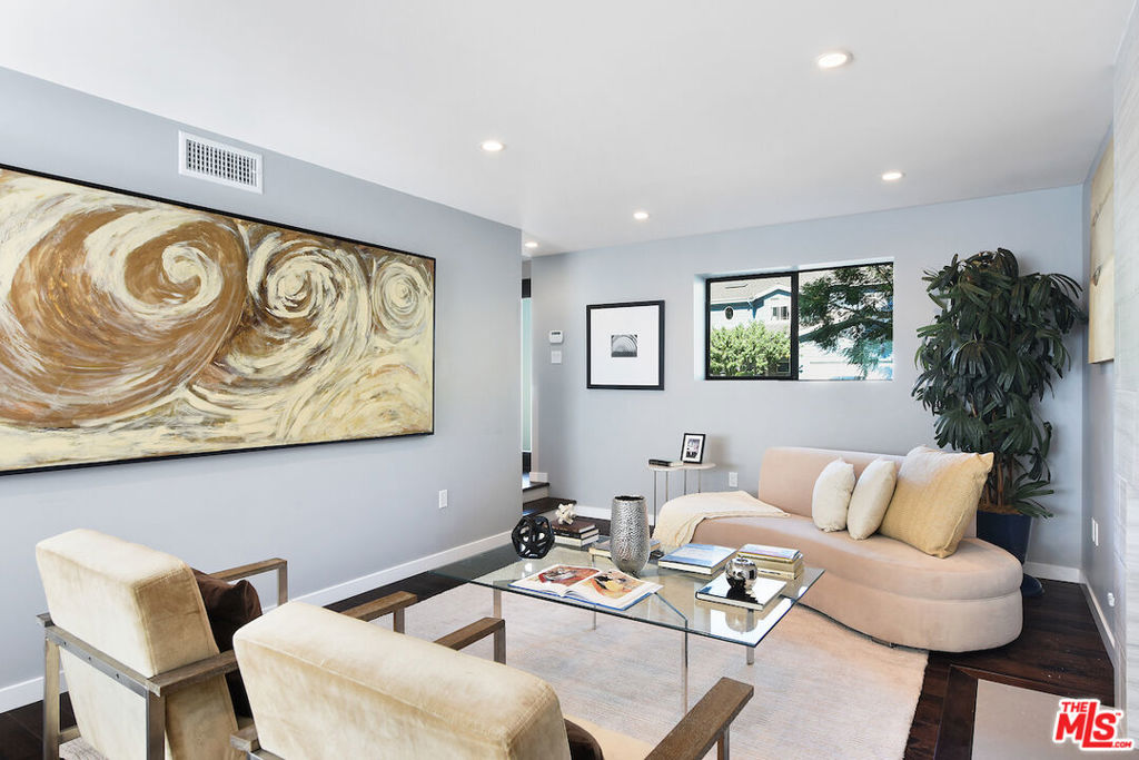 11734 Sunshine Terrace