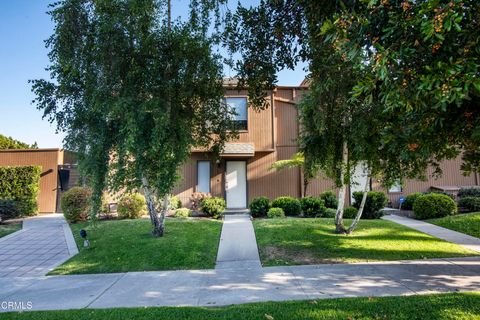 Photo of 100 Hurlbut Street #2, Pasadena, CA 91105 (MLS # P1-26681)