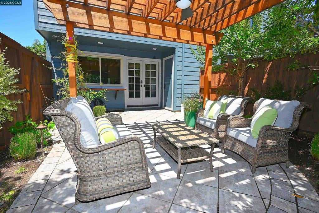 1290 Honey Trail TRL