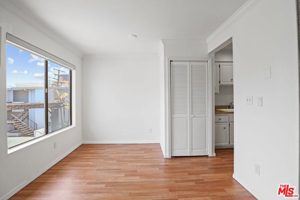 11908 Dorothy Street 102