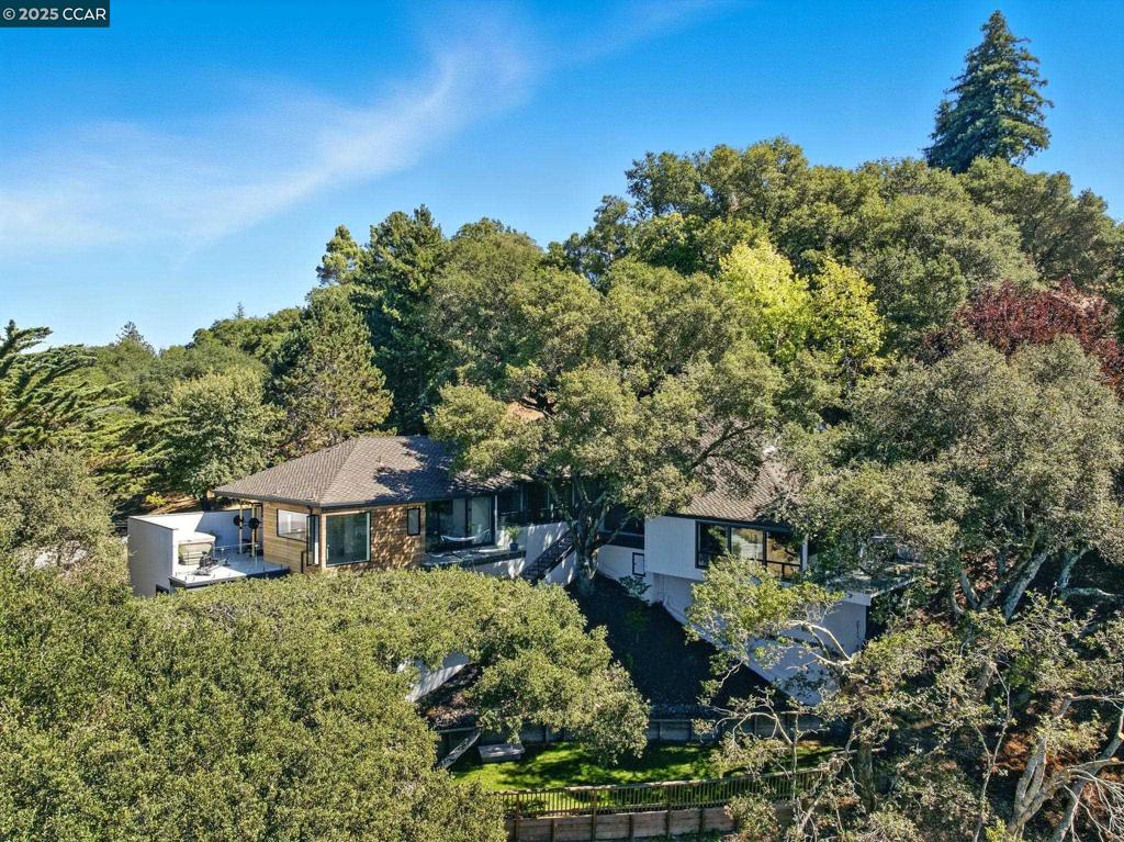 SLEEPY HOLLOW - Residential
