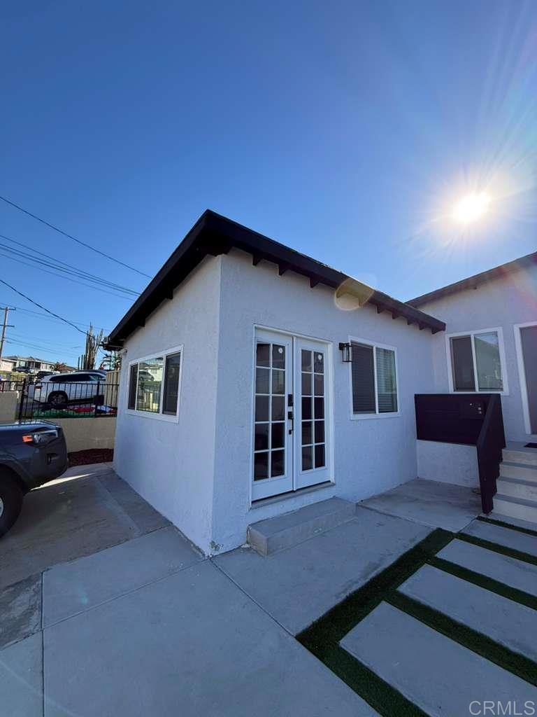 6127 Winchester Street