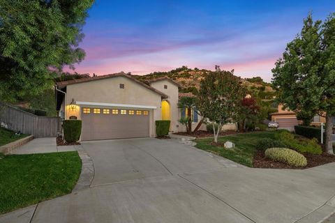 2690 Ponderosa Ct Escondido CA 92027
