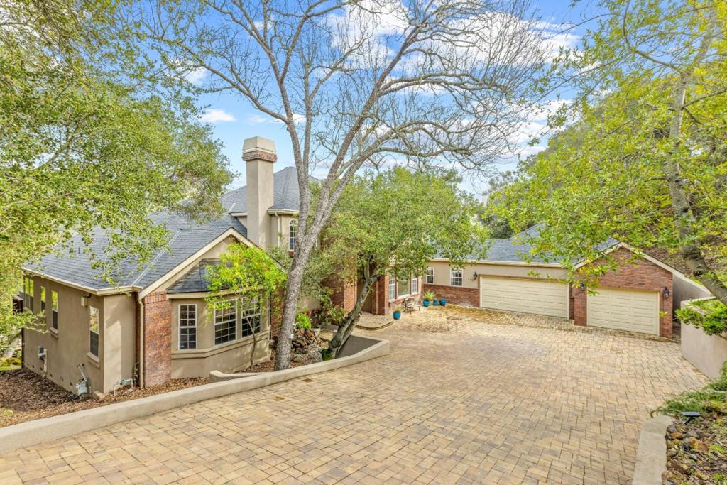 17417 Blue Jay Drive
