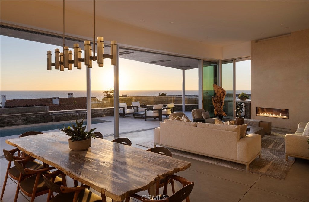 305 Calle Francesca