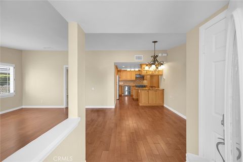 1660 Tam O'Shanter Road Mutual 14-5F Seal Beach CA 90740