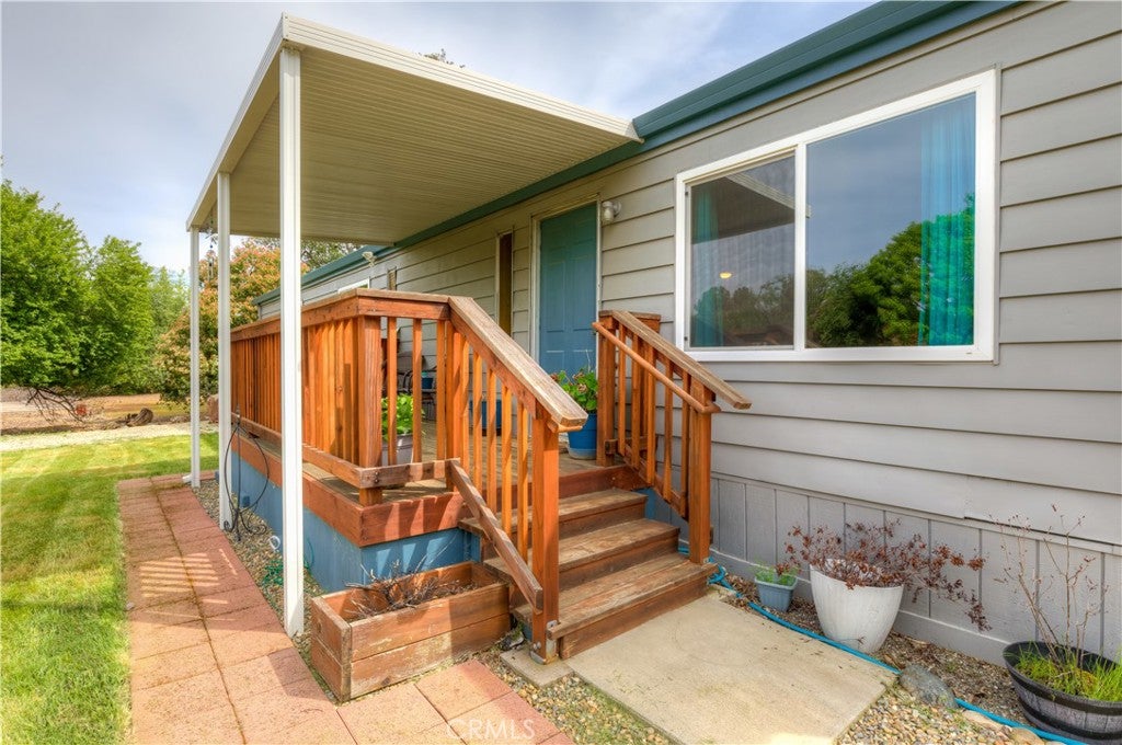 329 Ridgecrest Pkwy