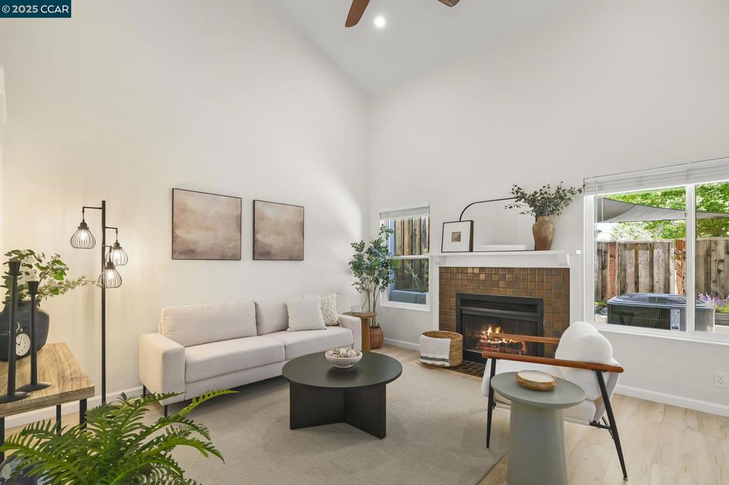 SUNRISE RIDGE - Residential