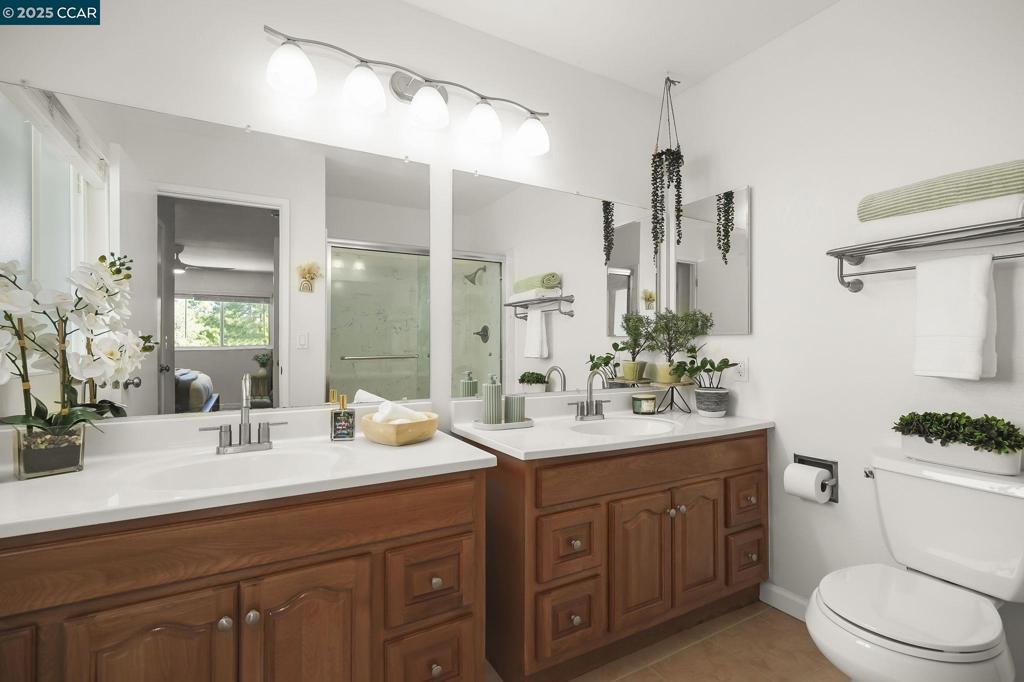 SUNRISE RIDGE - Residential