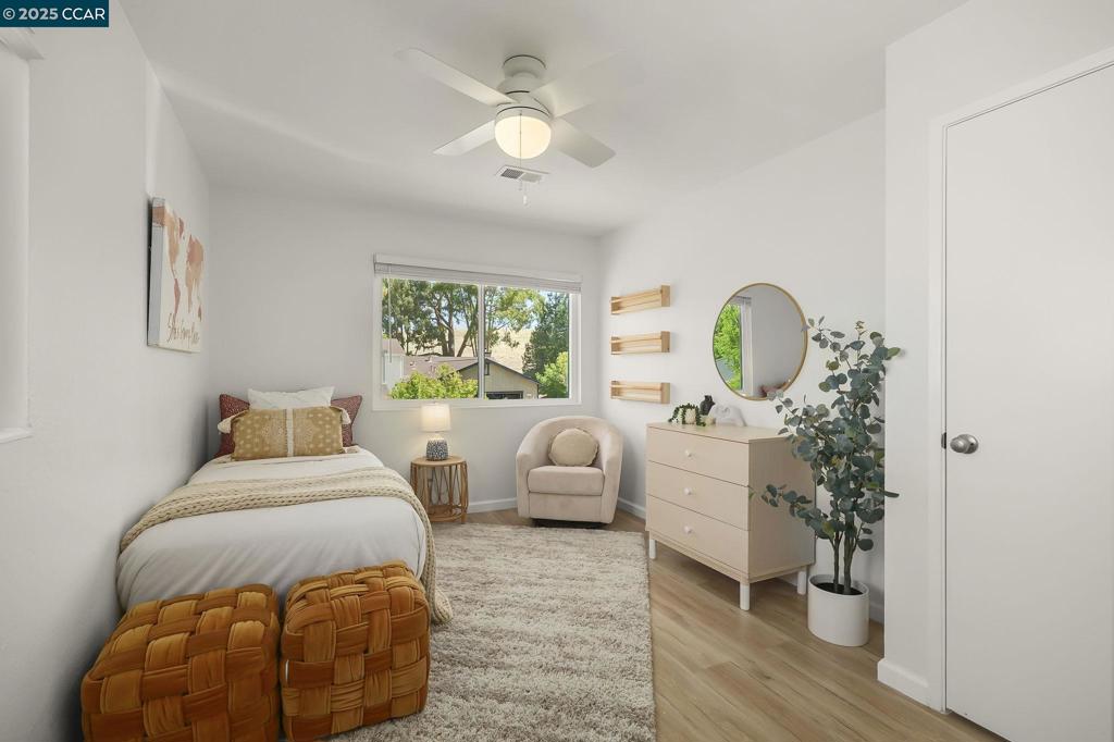 SUNRISE RIDGE - Residential