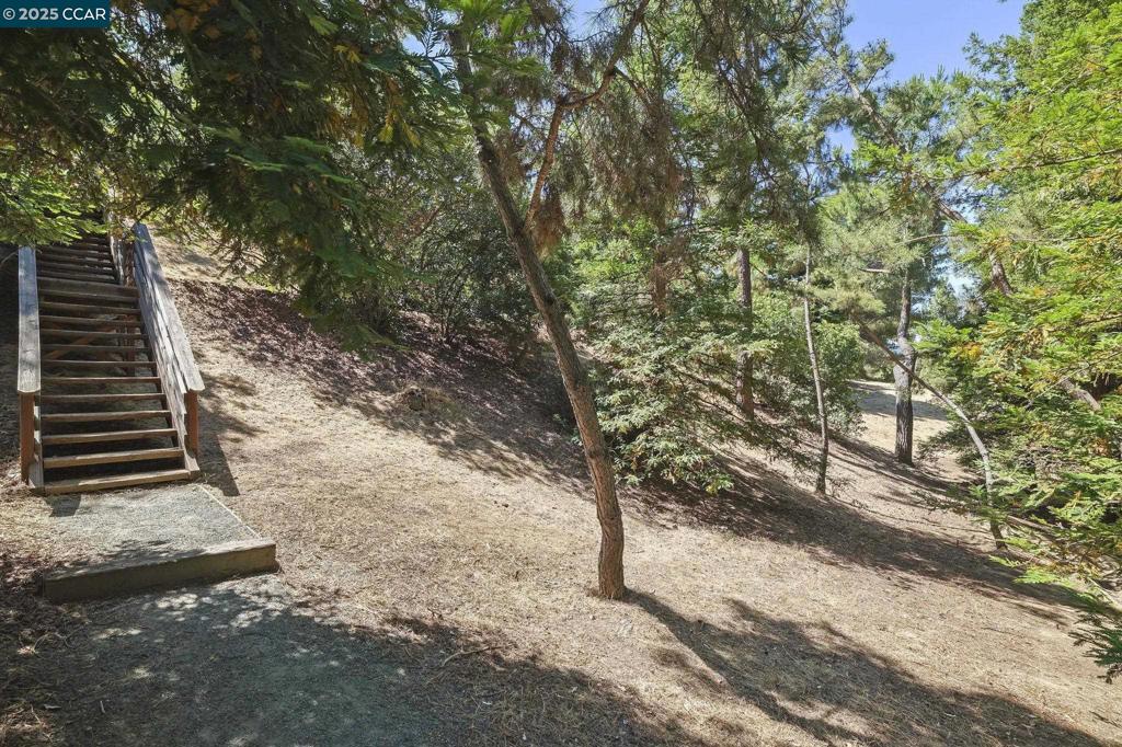 SUNRISE RIDGE - Residential