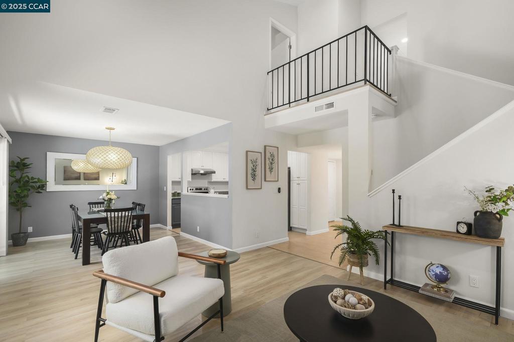 SUNRISE RIDGE - Residential