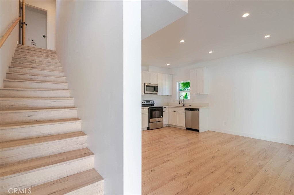 6837 Yolanda Avenue