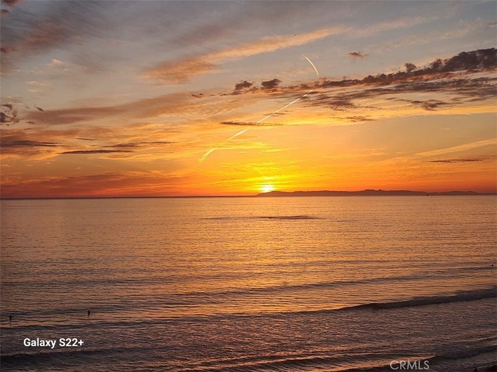 412 Arenoso Lane 102

                                                                             San Clemente                                

                                    , CA - $3,249,000
