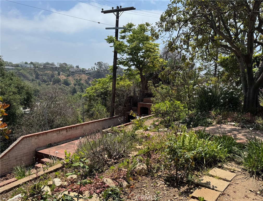 932 Chautauqua Boulevard