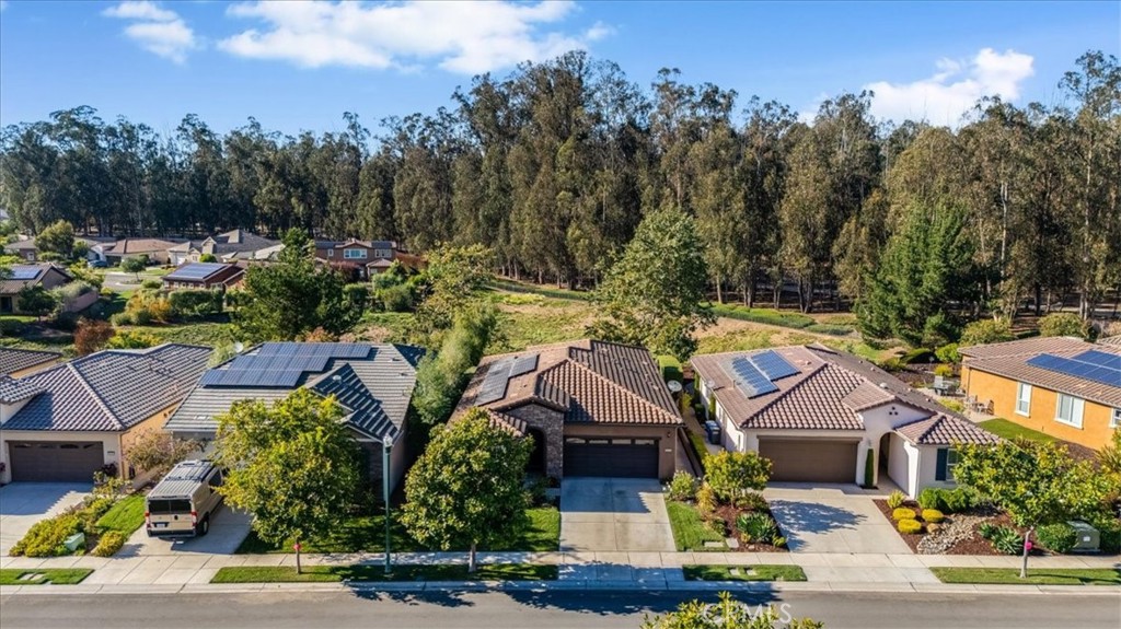 Trilogy(600) - Residential