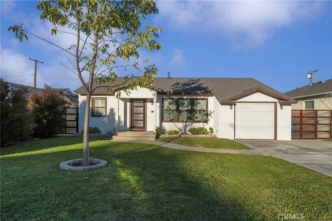8319 Gainford Street Downey CA 90240