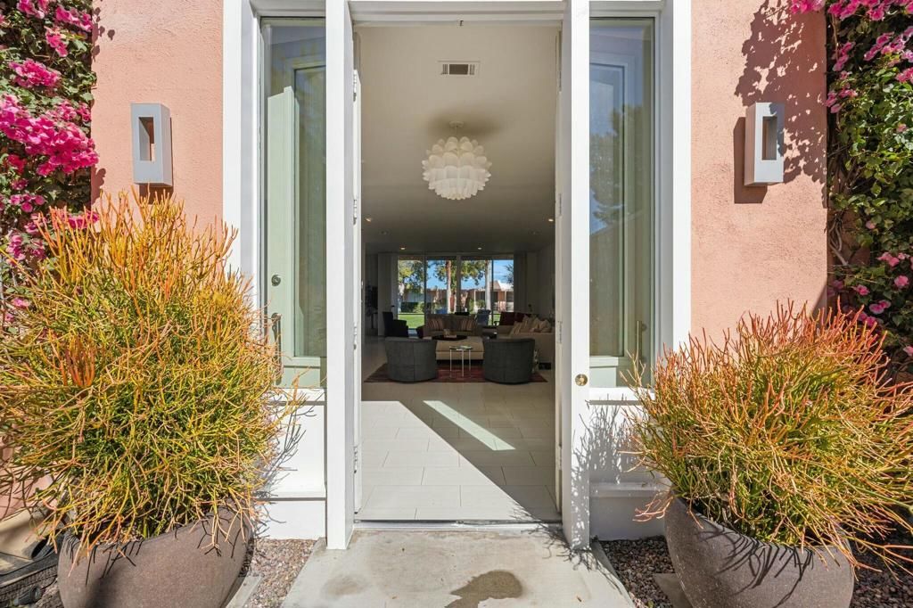 Photo of 47360 Jadida Avenue, Palm Desert, CA 92260 (MLS # 219138836DA)