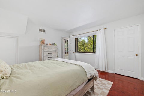 Tiny photo for 881 Warwick Avenue, Thousand Oaks, CA 91360 (MLS # 226003034)