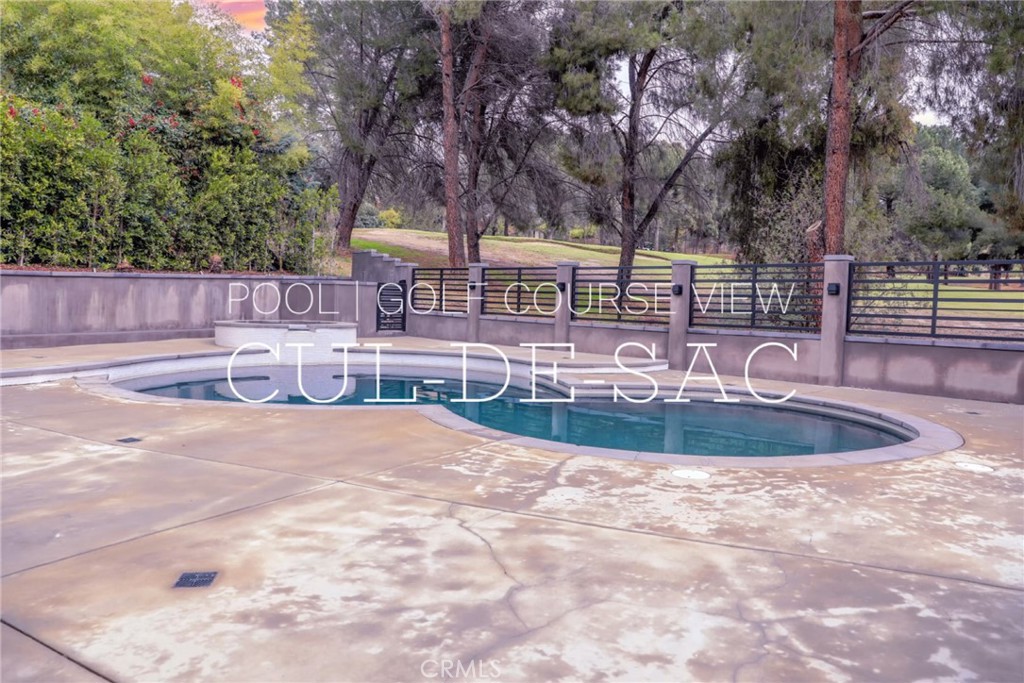 Properties 4 12664 Mclennan Avenue