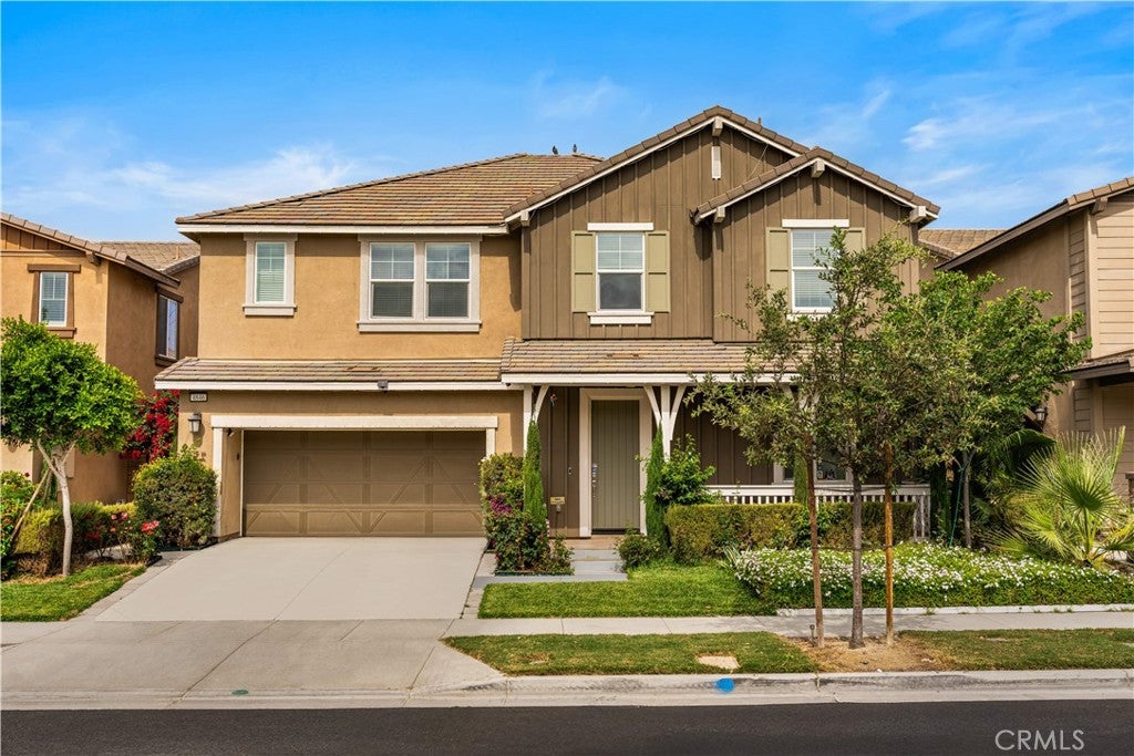 4846 S Wilson