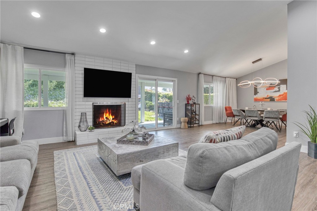 7293 Cirrus Way